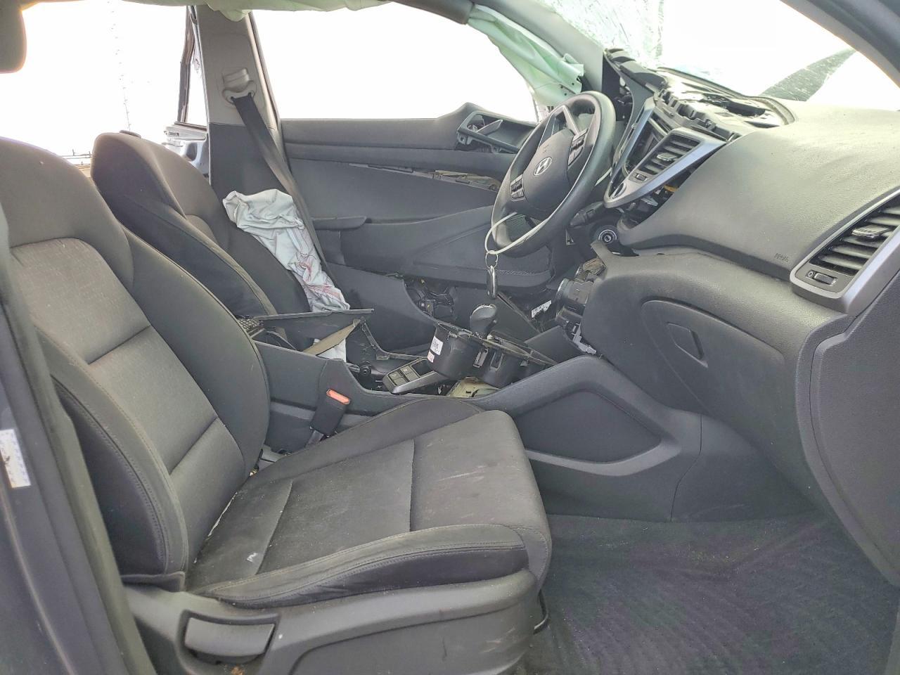 2017 Hyundai Tucson Se - Фото 7