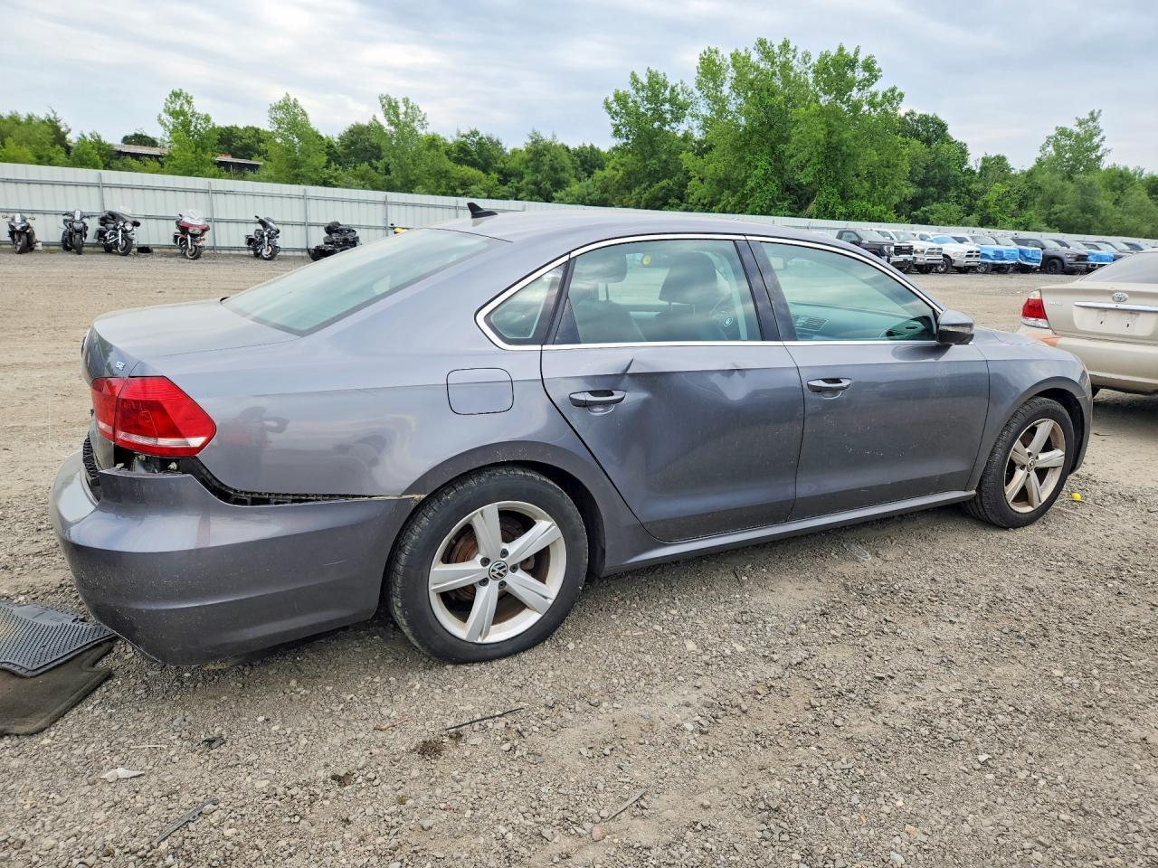 2012 Volkswagen Passat Se - Фото 3