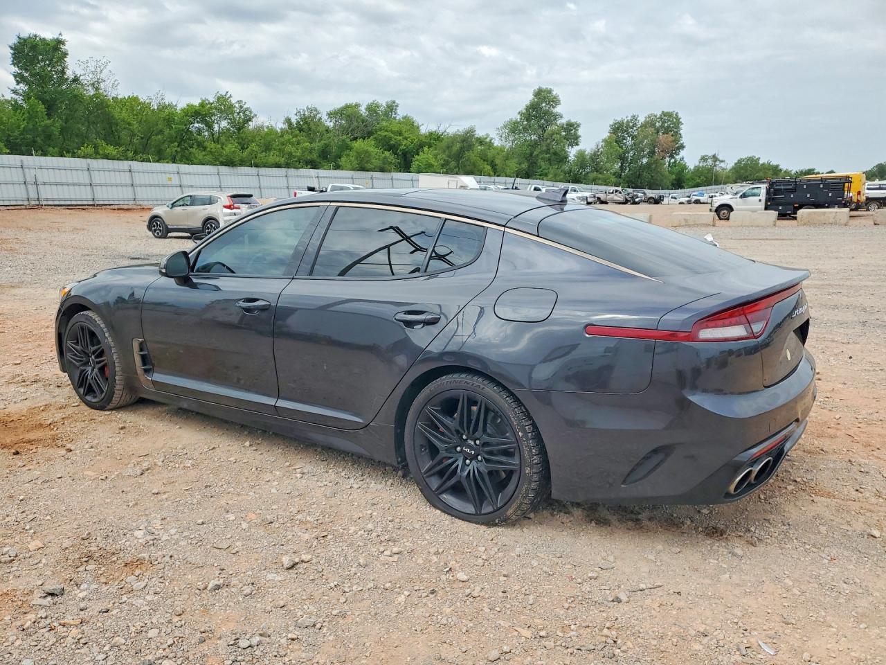 2022 Kia Stinger Gt1 - Фото 2