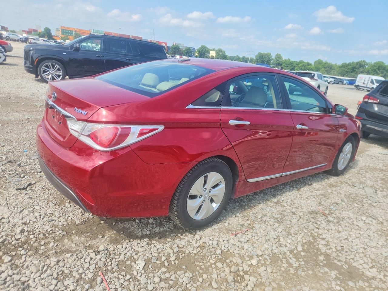 2015 Hyundai Sonata Hybrid Base - Image 3