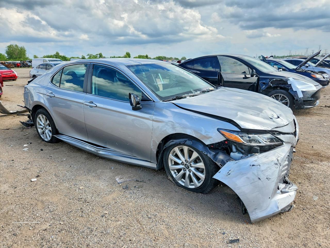 2019 Toyota Camry Le - Фото 4