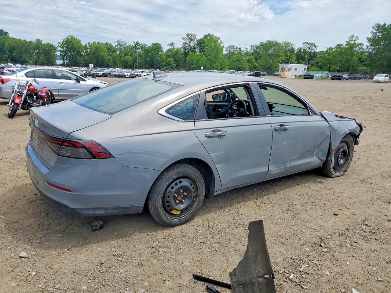 2025 Honda Accord Touring Hybrid - Image 3
