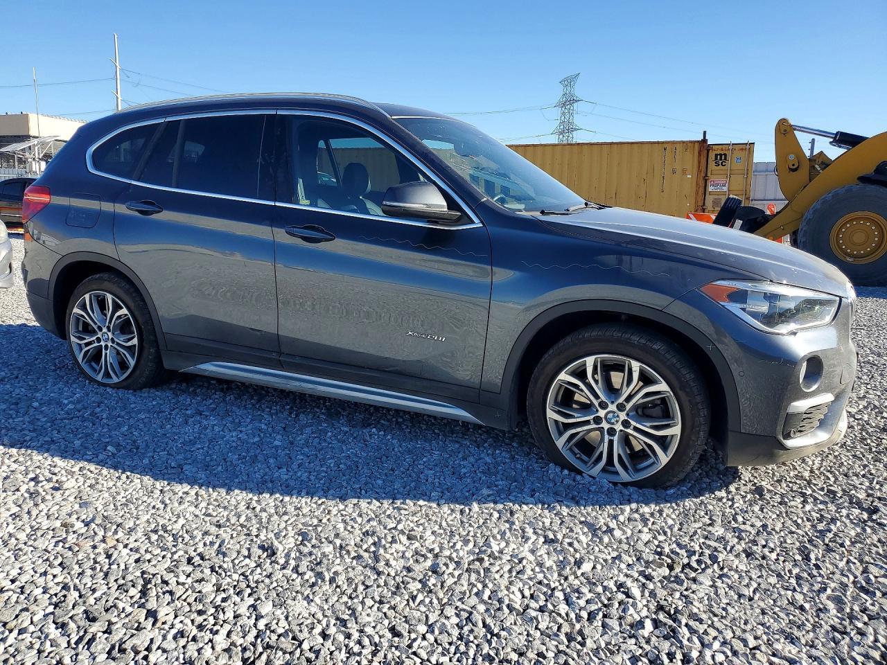 2016 BMW X1 xDrive28I - Image 4