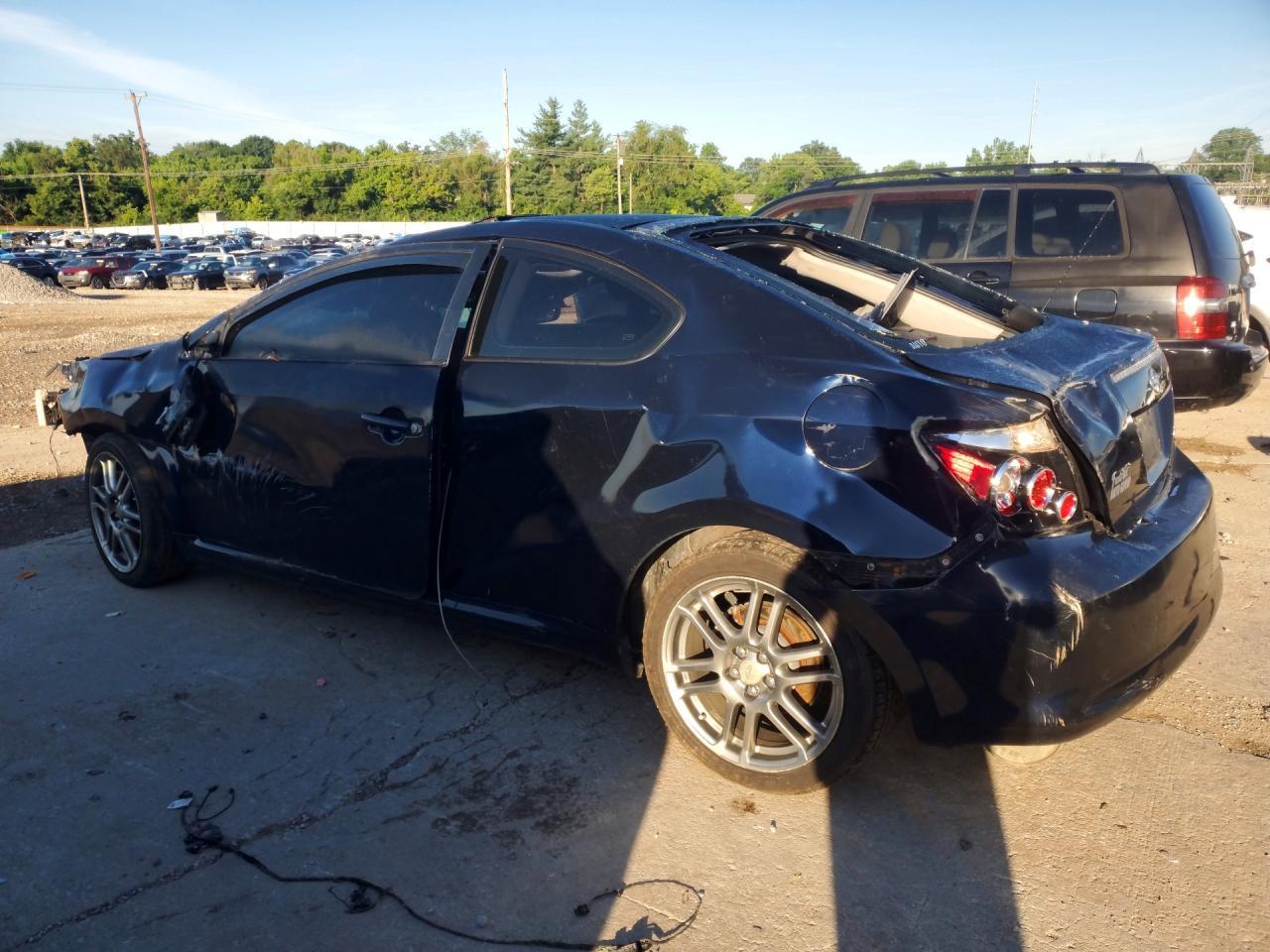 2010 Scion Tc Base - Фото 2