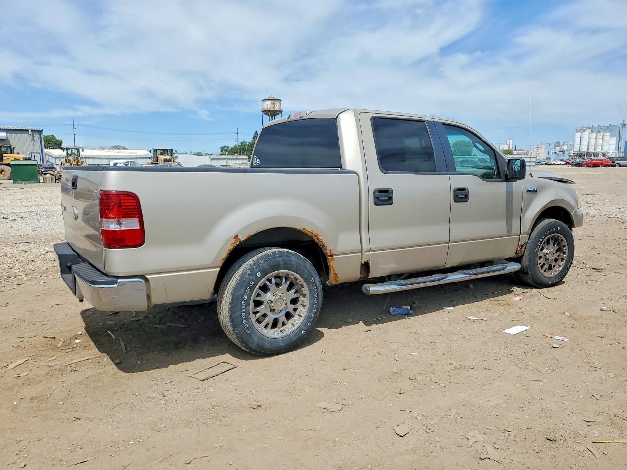 2007 Ford F150 Supercrew - Image 3