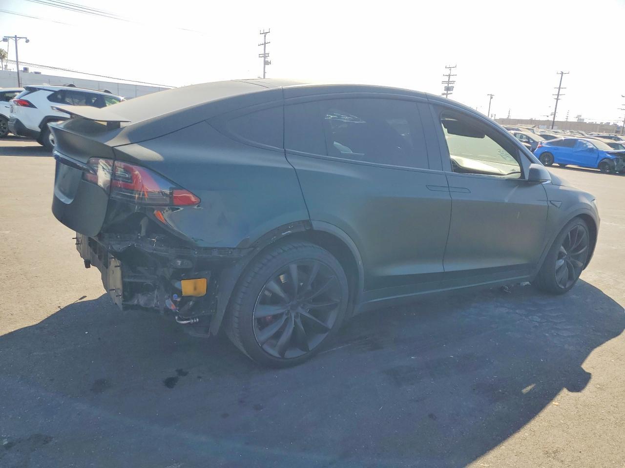 2016 Tesla Model X - Фото 3