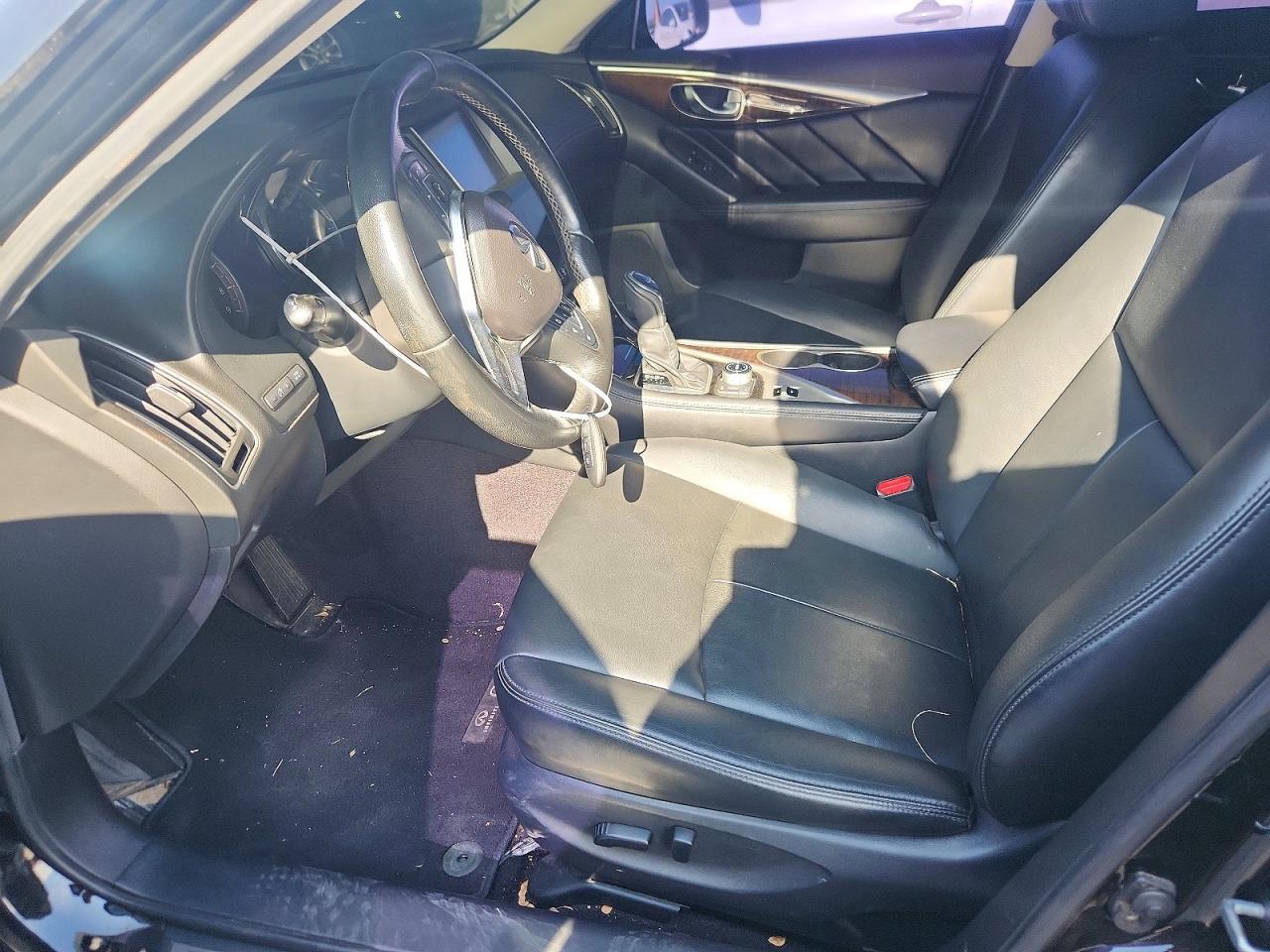 2019 Infiniti Q50 3.0T Luxe - Фото 7