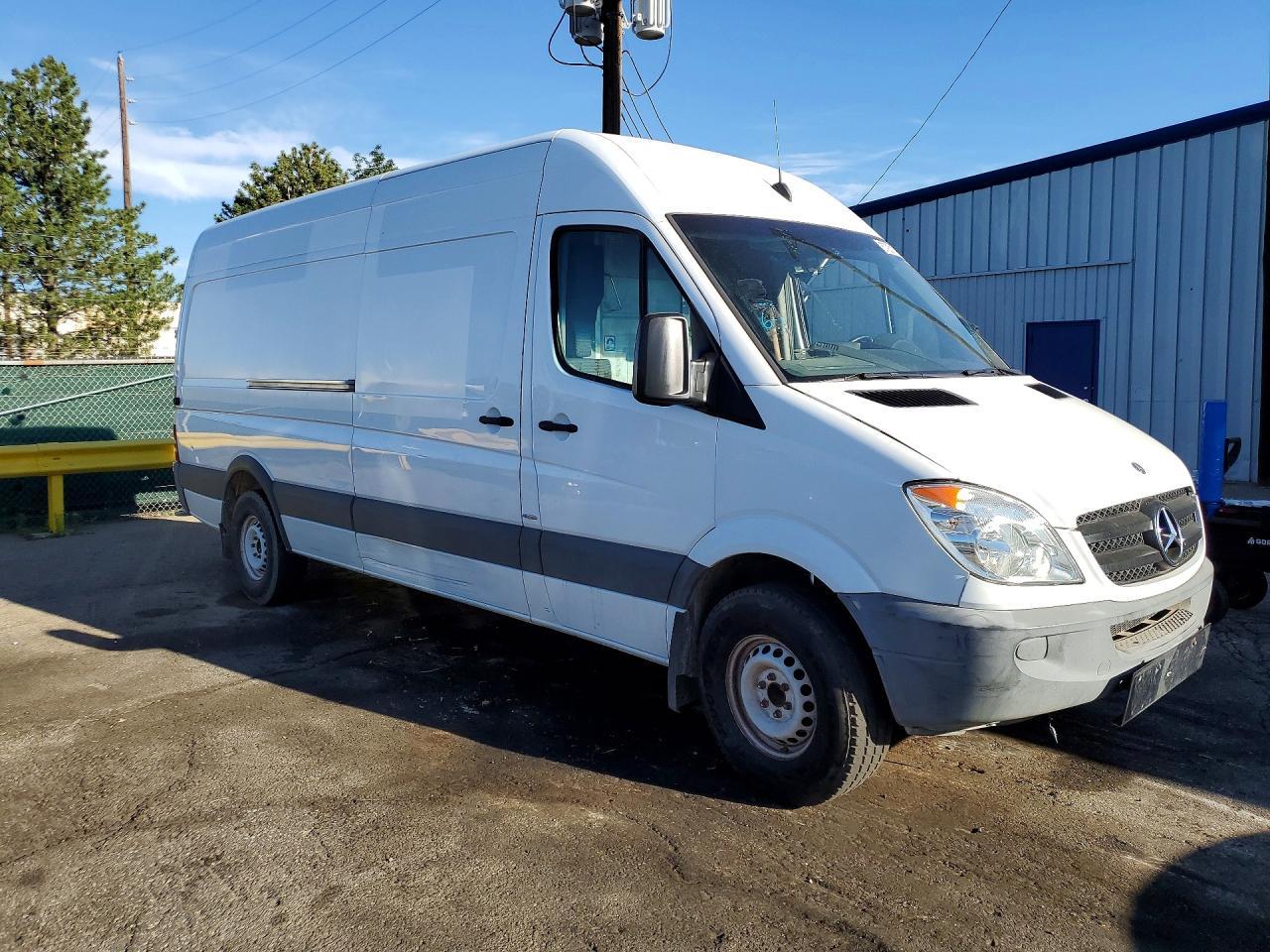 2012 Mercedes-Benz Sprinter 2500 - Фото 4