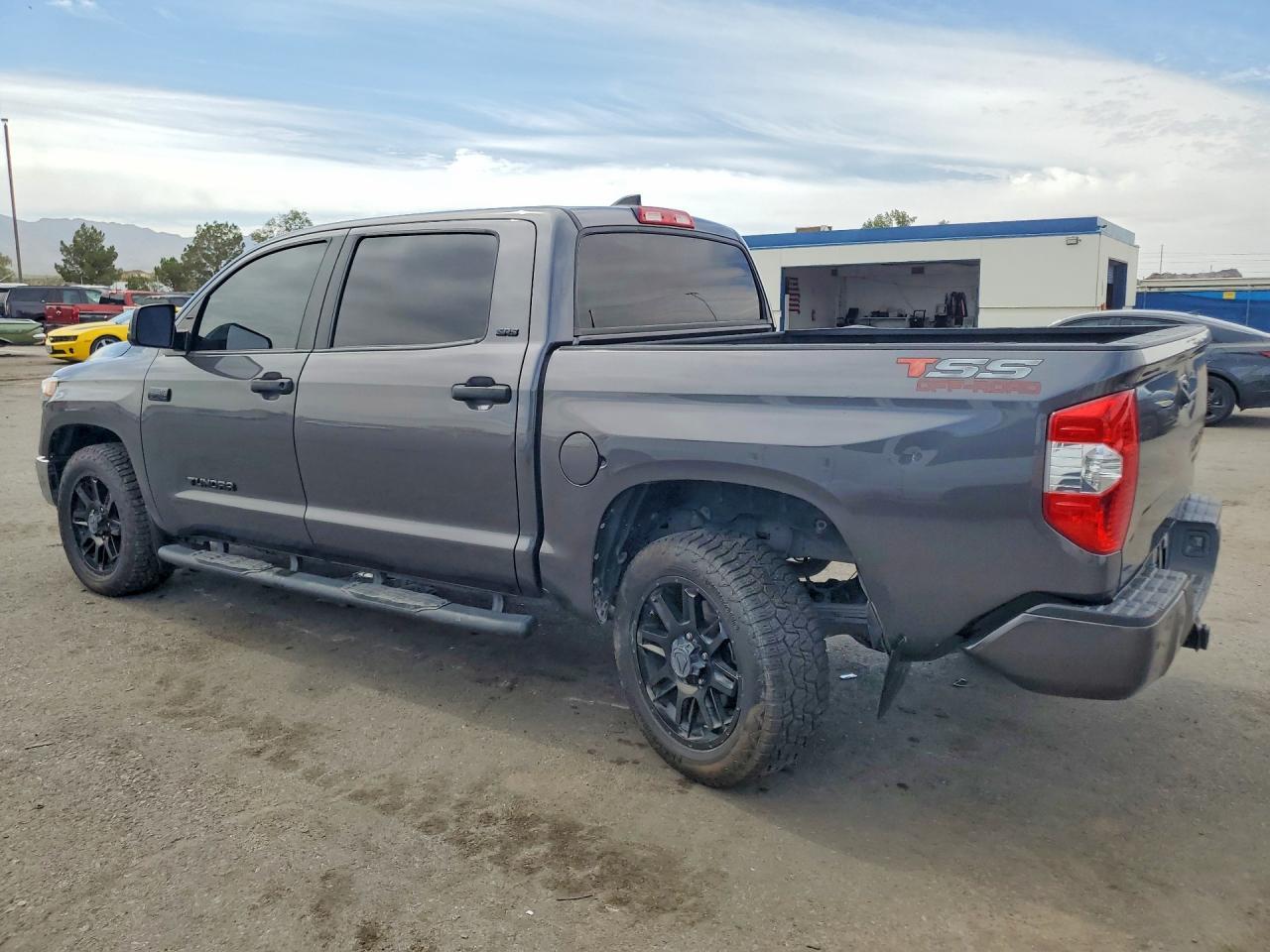 2021 Toyota Tundra Access Cab Sr5 - Фото 2