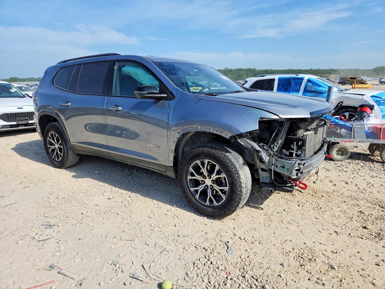 2025 GMC Acadia At4 - Фото 4