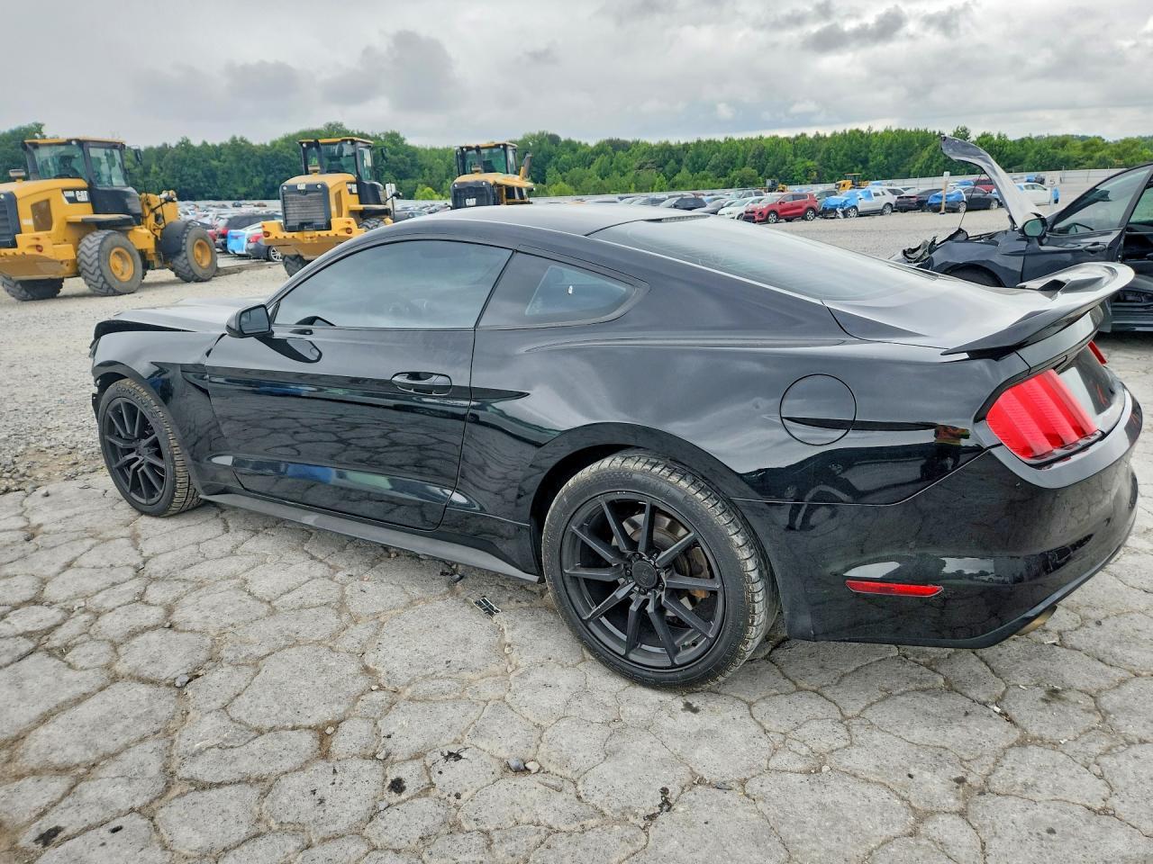 2015 Ford Mustang - Image 2