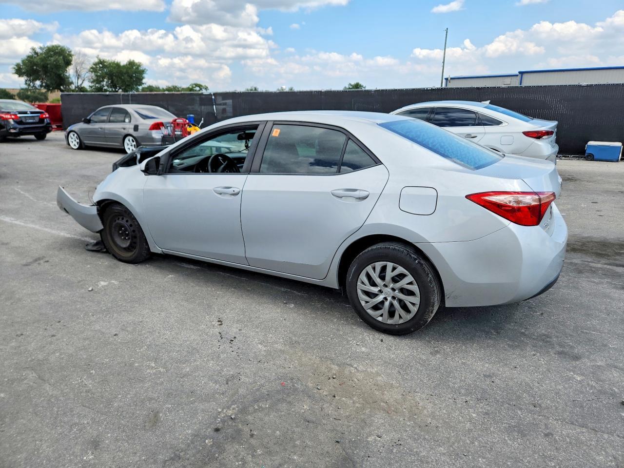 2019 Toyota Corolla Le - Image 2