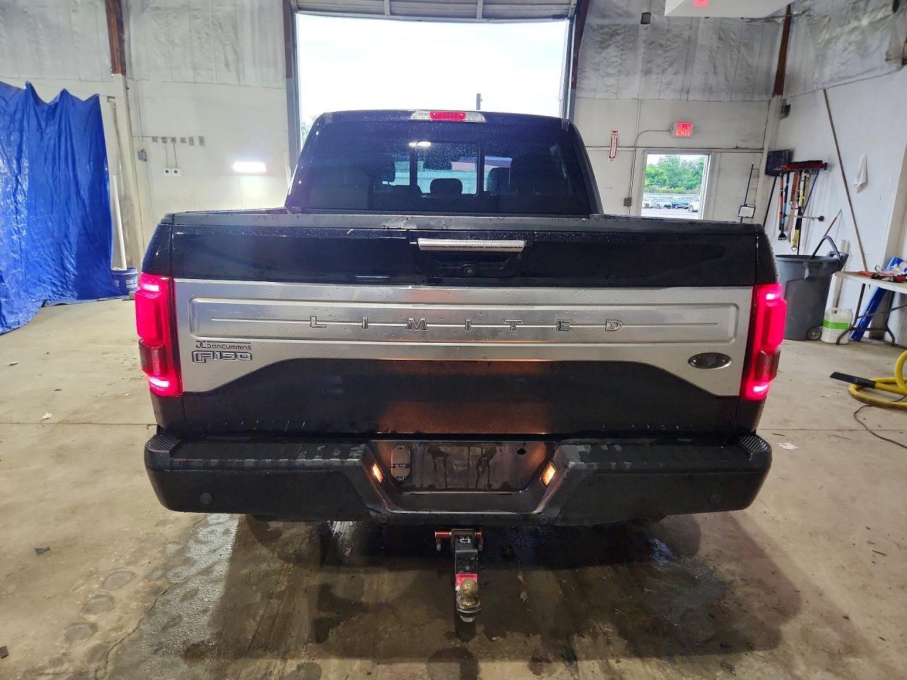2017 Ford F150 Limit - Фото 6