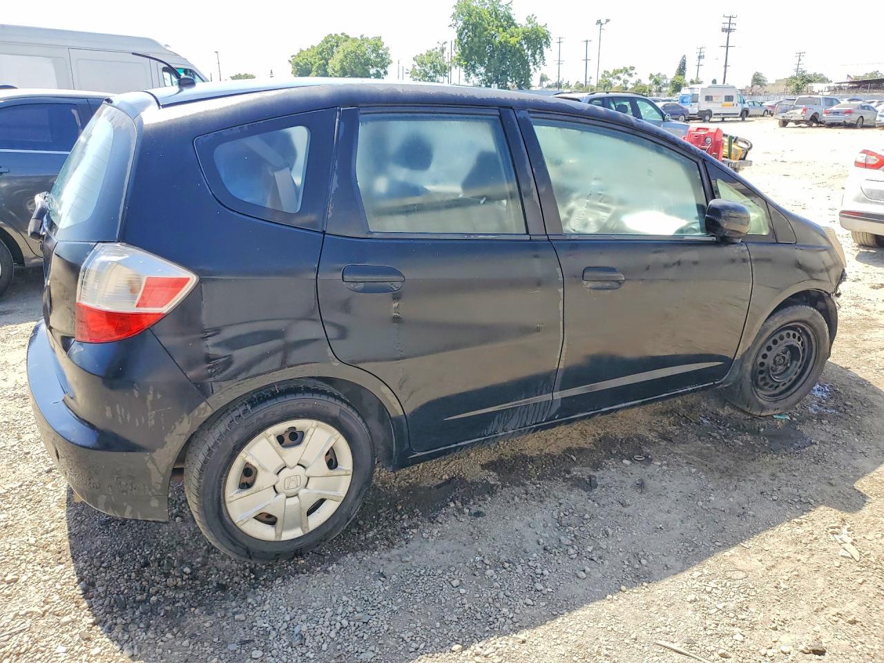 2013 Honda Fit - Image 3