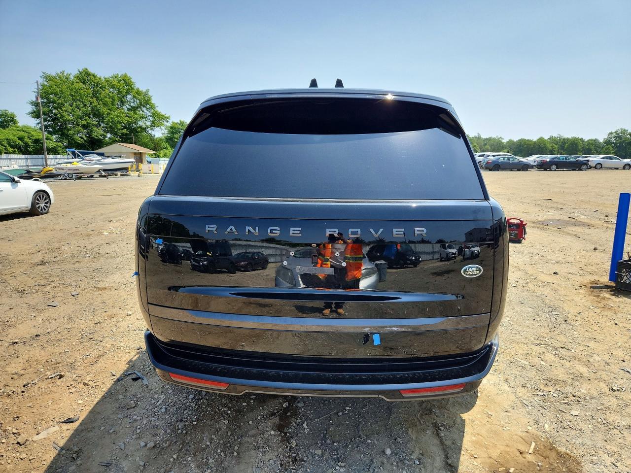 2023 Land Rover Range Rover Se - Image 6