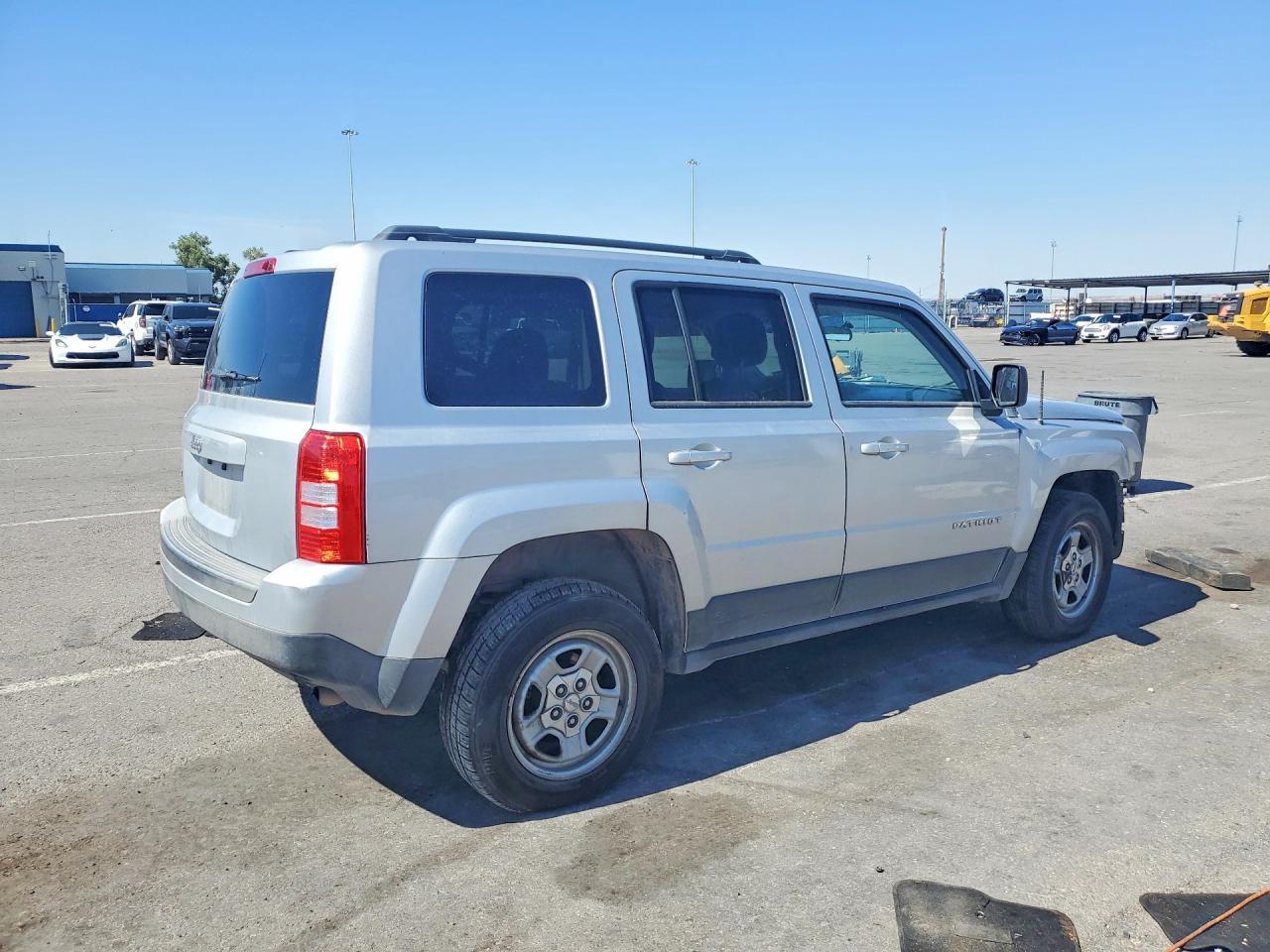 2014 Jeep Patriot Sport - Фото 3