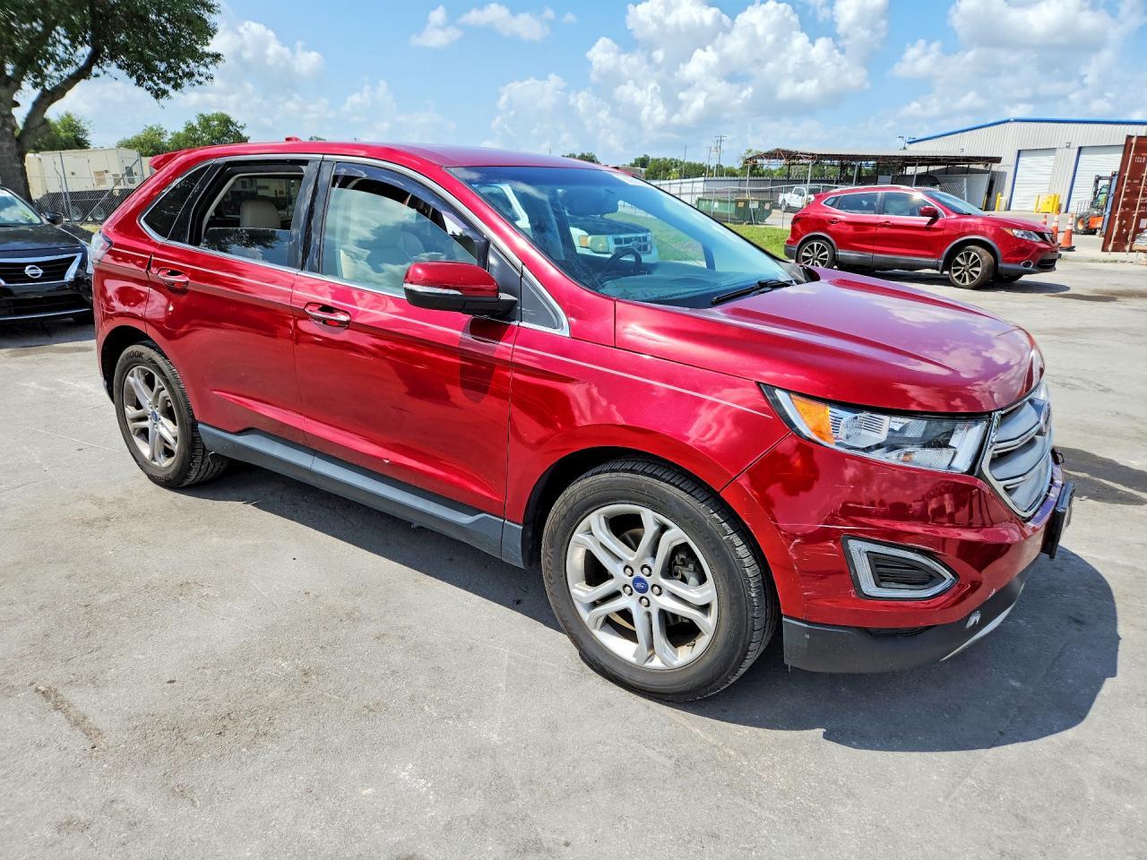 2017 Ford Edge Titanium - Image 4