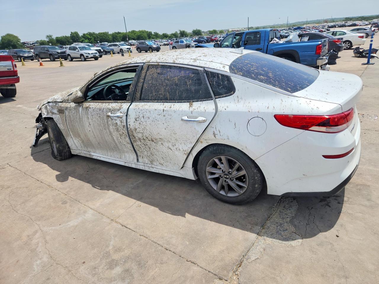 2020 Kia Optima - Фото 2