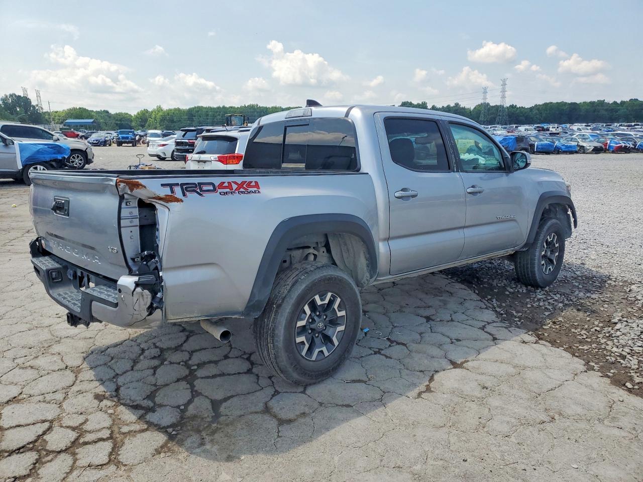 2020 Toyota Tacoma Trd Off-Road - Фото 3
