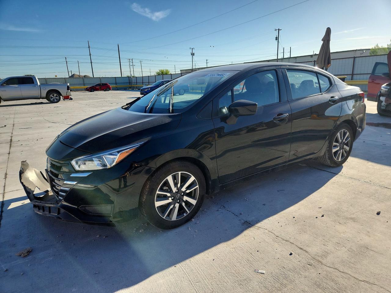 2023 Nissan Versa Sv