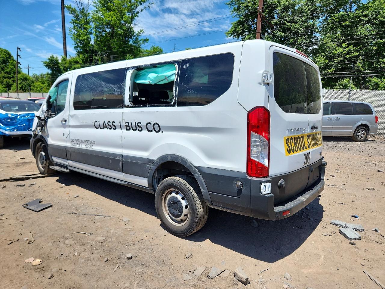 2024 Ford Transit - Фото 2