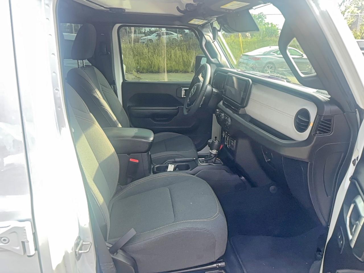 2024 Jeep Wrangler Sport - Фото 5