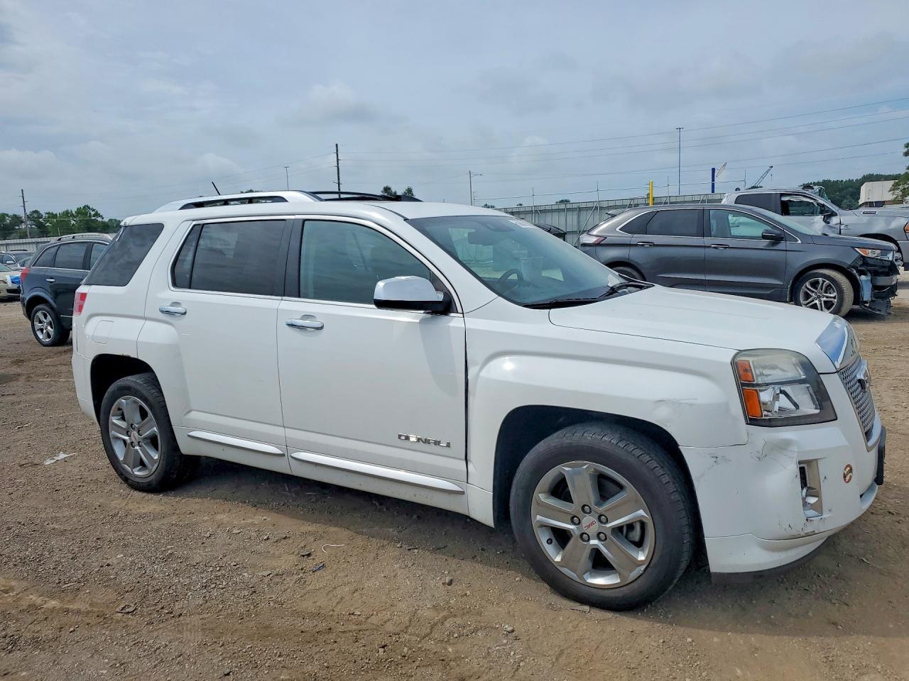 2013 GMC Terrain Denali - Image 4