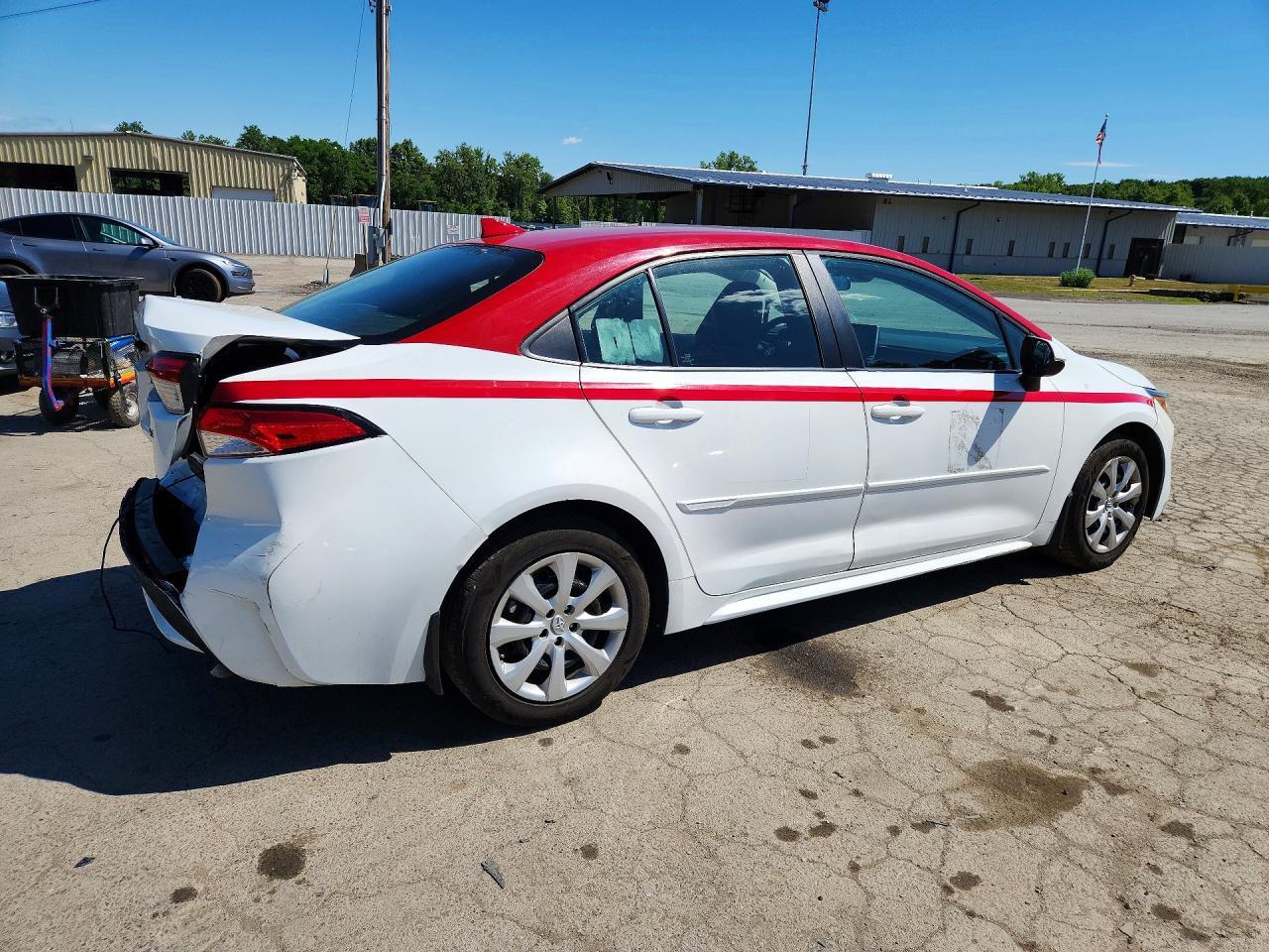 2020 Toyota Corolla Le - Фото 3