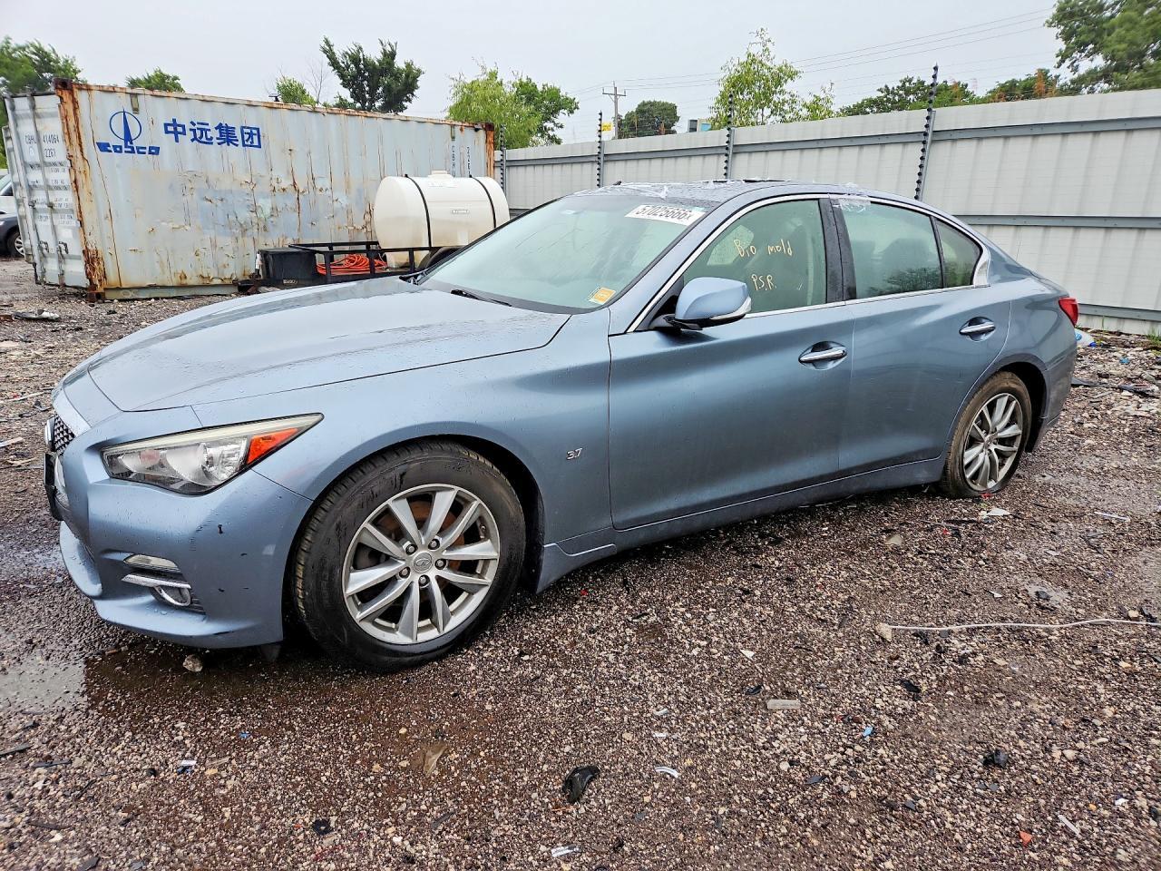 2015 Infiniti Q50 Premium