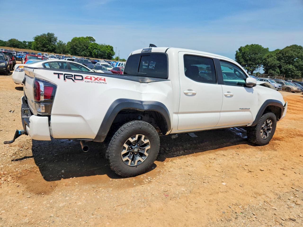 2021 Toyota Tacoma Trd Off-Road - Image 3