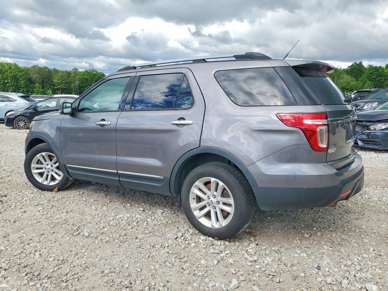 2014 Ford Explorer Xlt - Фото 2