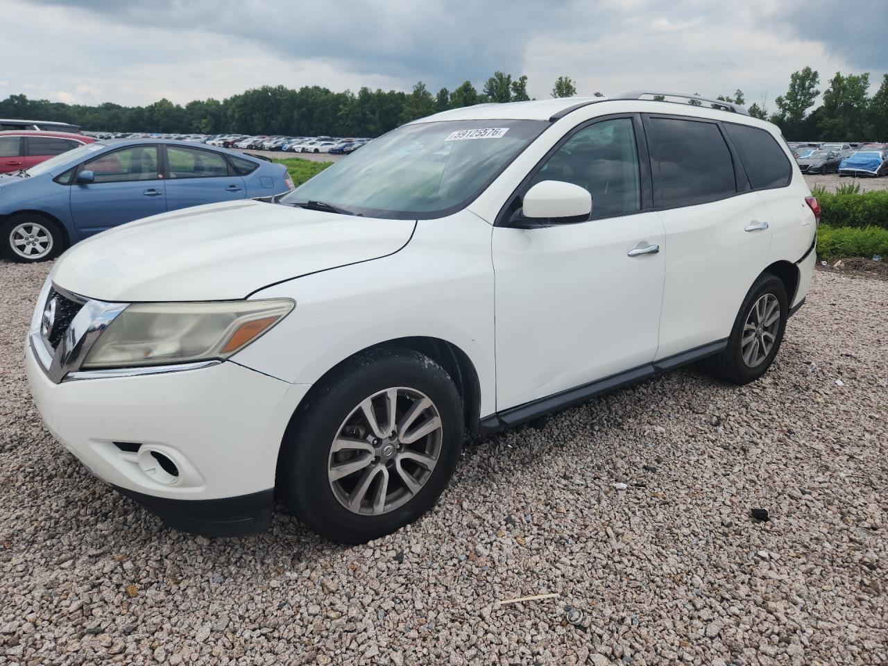 2016 Nissan Pathfinder S