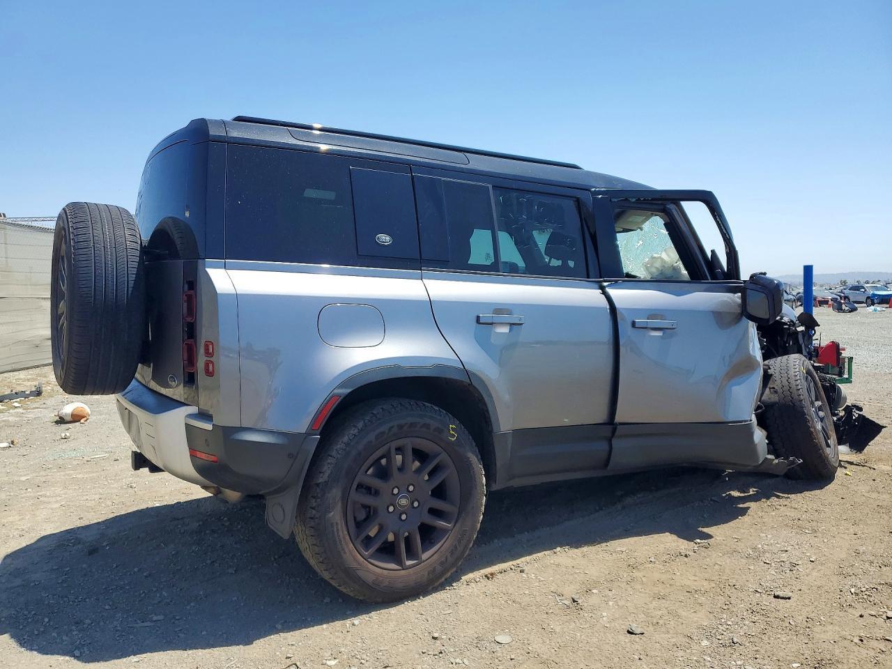 2021 Land Rover Defender 110 Se - Image 3