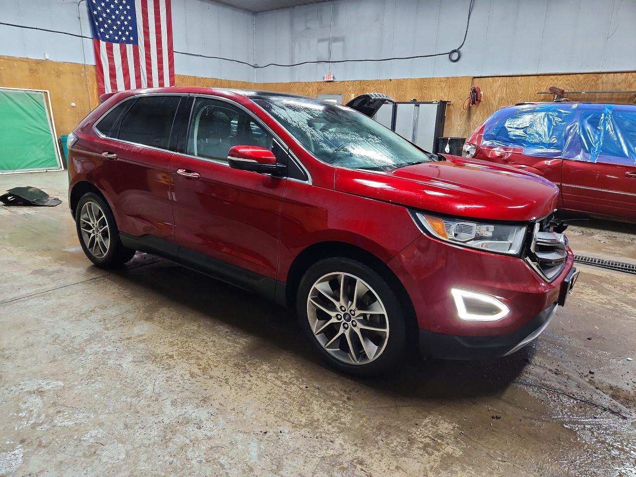 2016 Ford Edge Titanium - Image 4