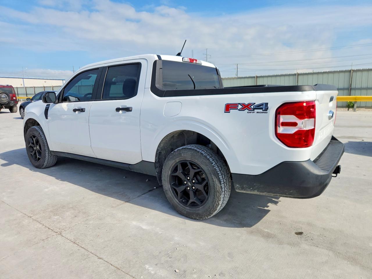 2024 Ford Maverick Xlt - Image 2