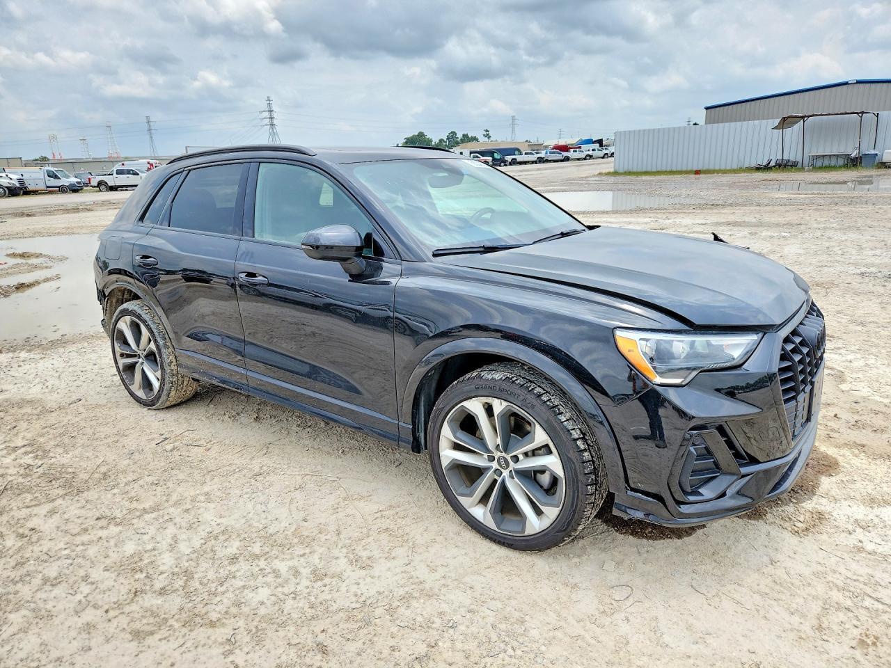 2021 Audi Q3 40 Premium Plus Q - Фото 4