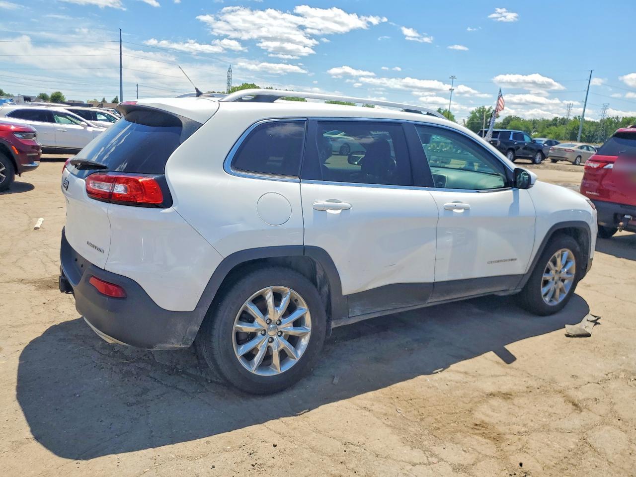 2015 Jeep Cherokee Limited - Image 3