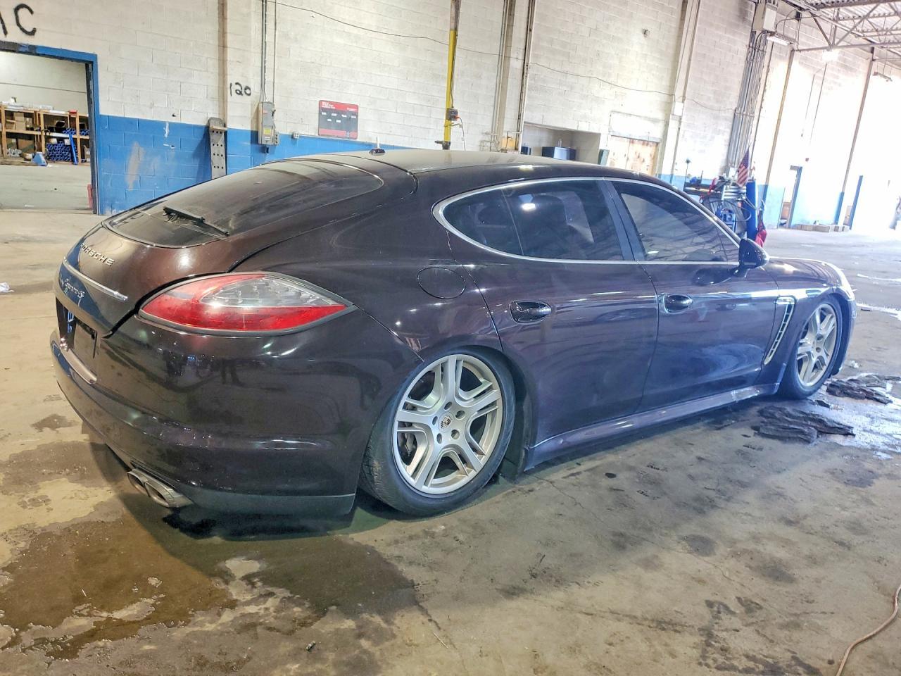 2010 Porsche Panamera S - Image 3