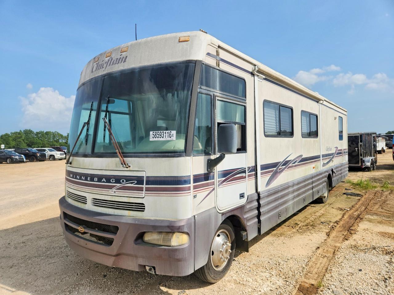 1999 Winnebago Chieftain Rv - Image 2