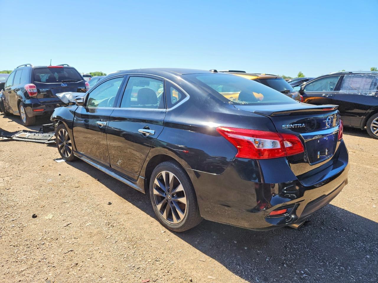 2018 Nissan Sentra Sr - Image 2