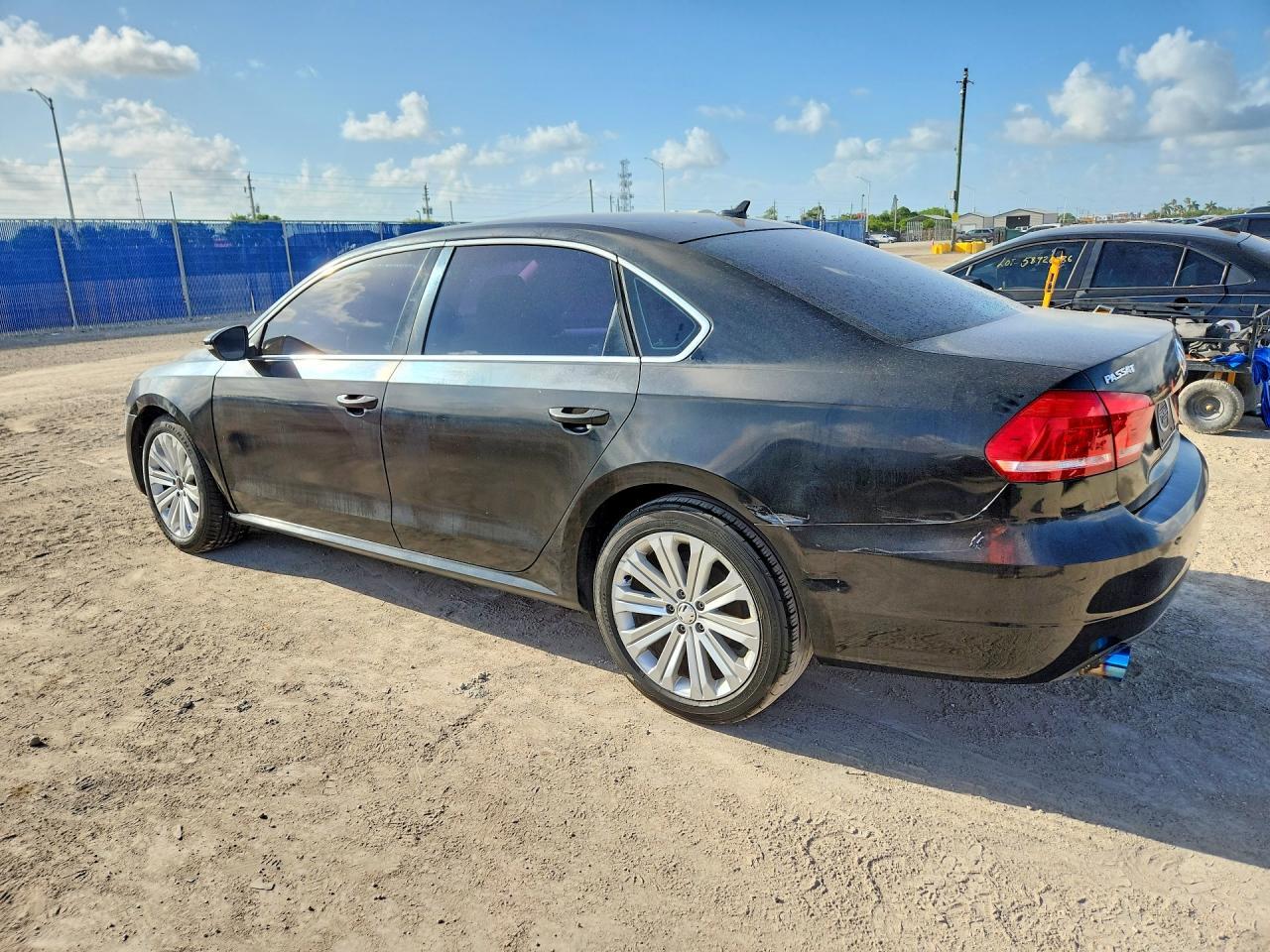 2012 Volkswagen Passat Se - Фото 2