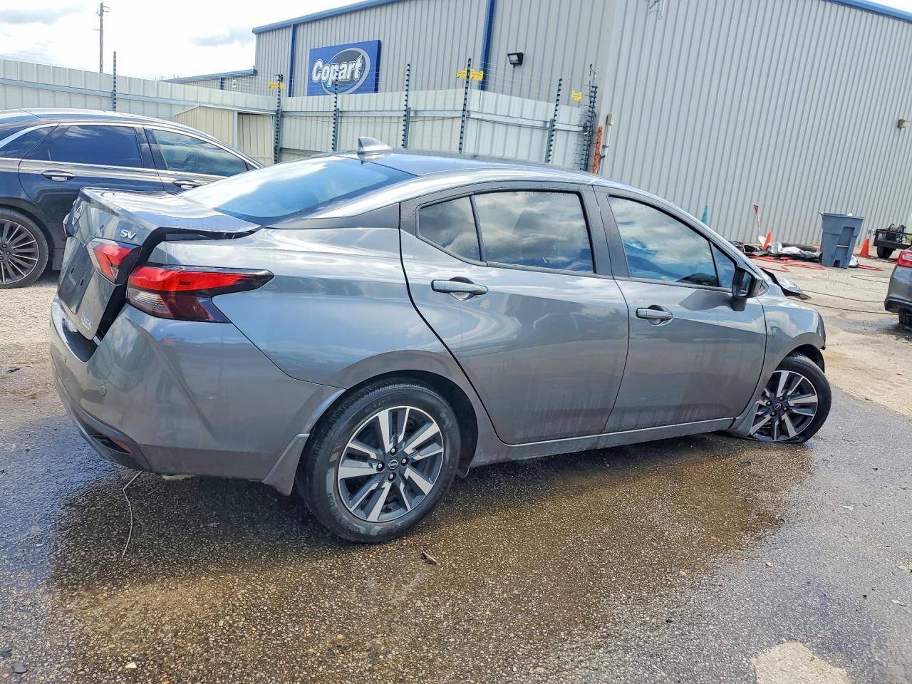 2024 Nissan Versa Sv - Фото 3