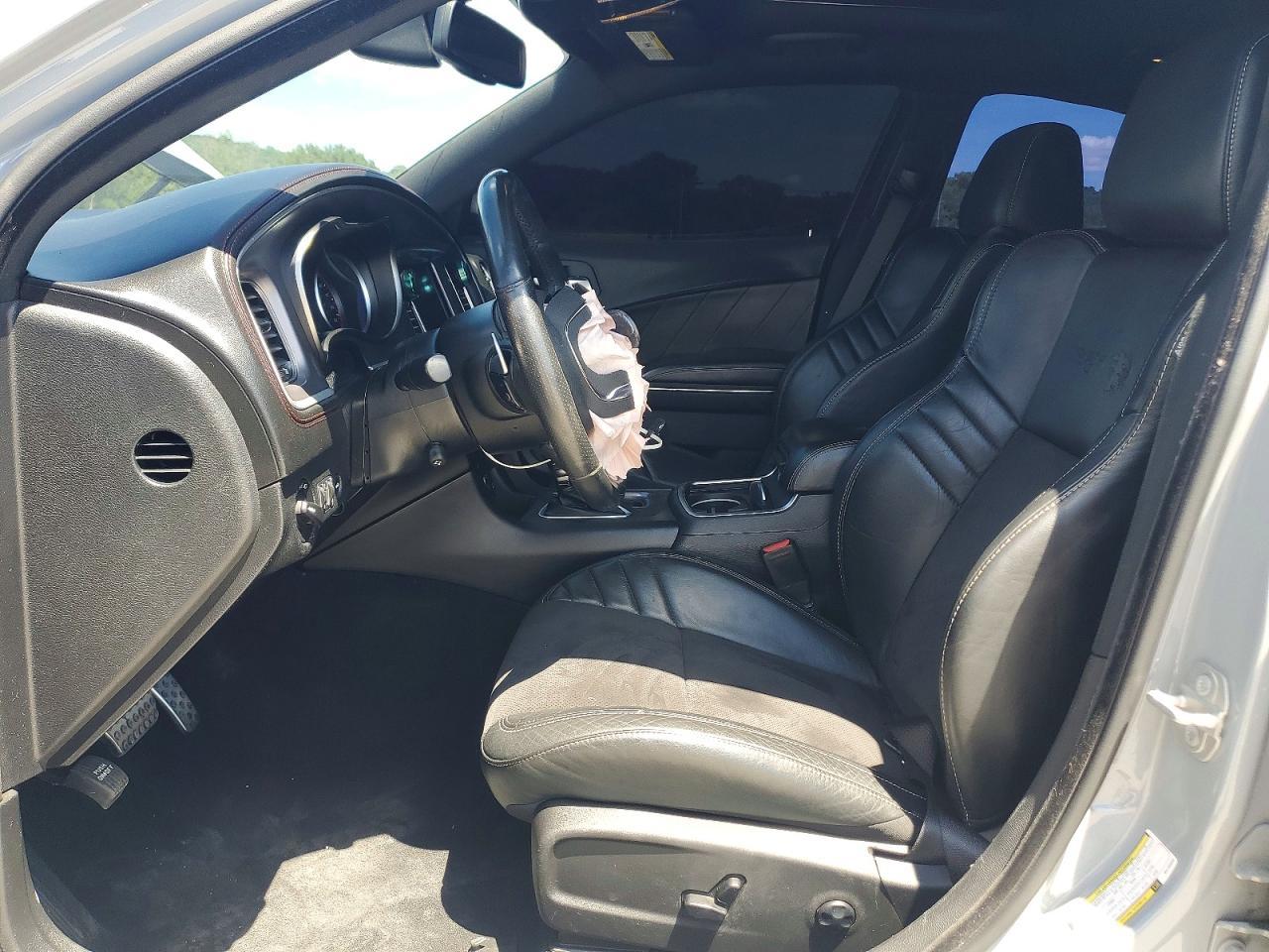 2022 Dodge Charger - Image 7