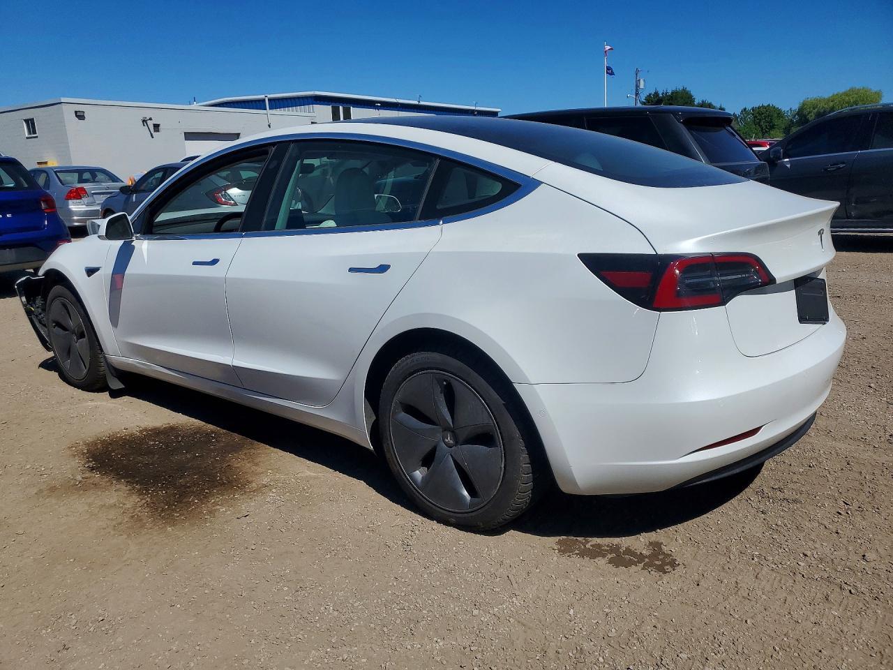 2019 Tesla Model 3 - Фото 2