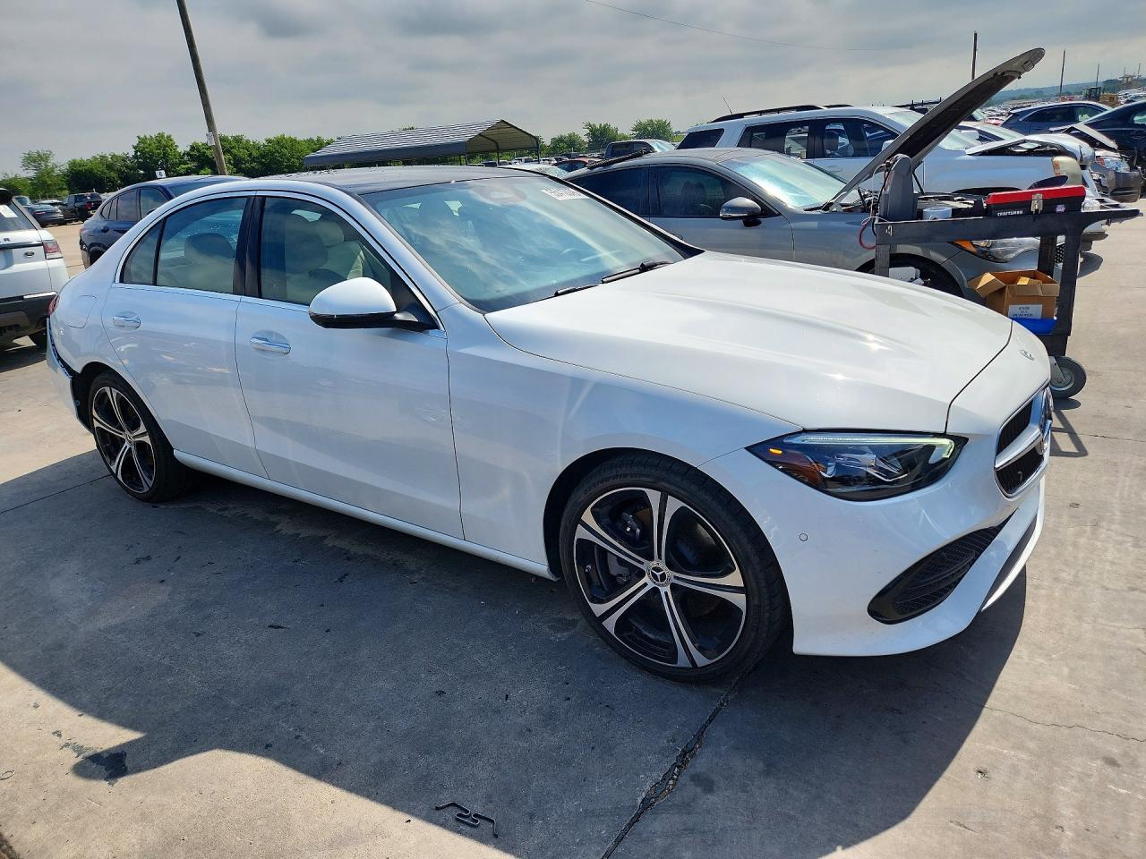 2024 Mercedes-Benz C 300 - Фото 4