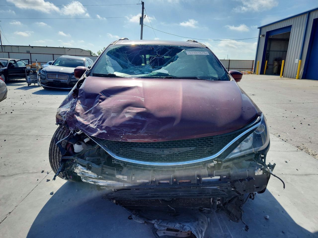 2020 Chrysler Pacifica Touring L Plus - Фото 5