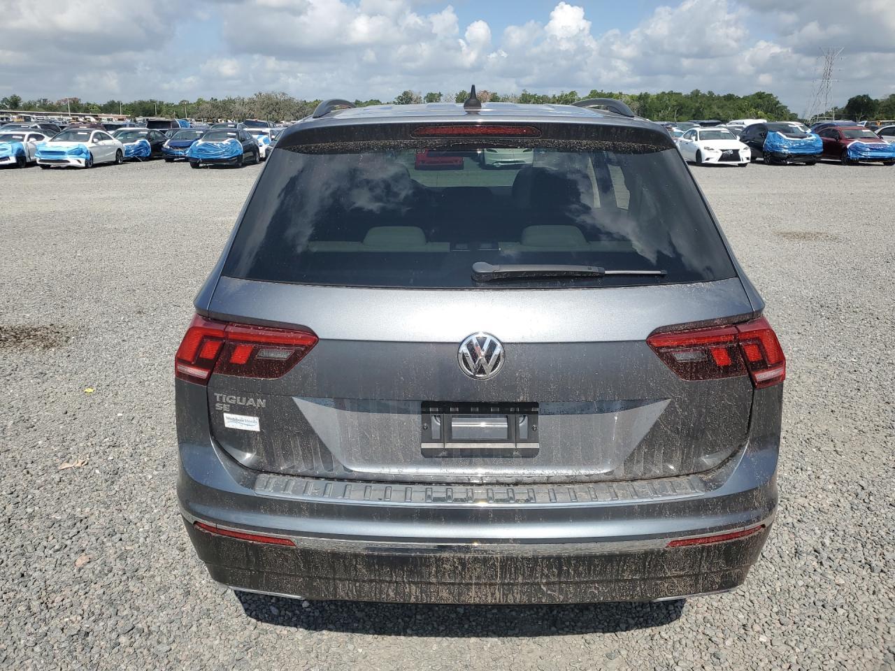 2020 Volkswagen Tiguan Se - Фото 6