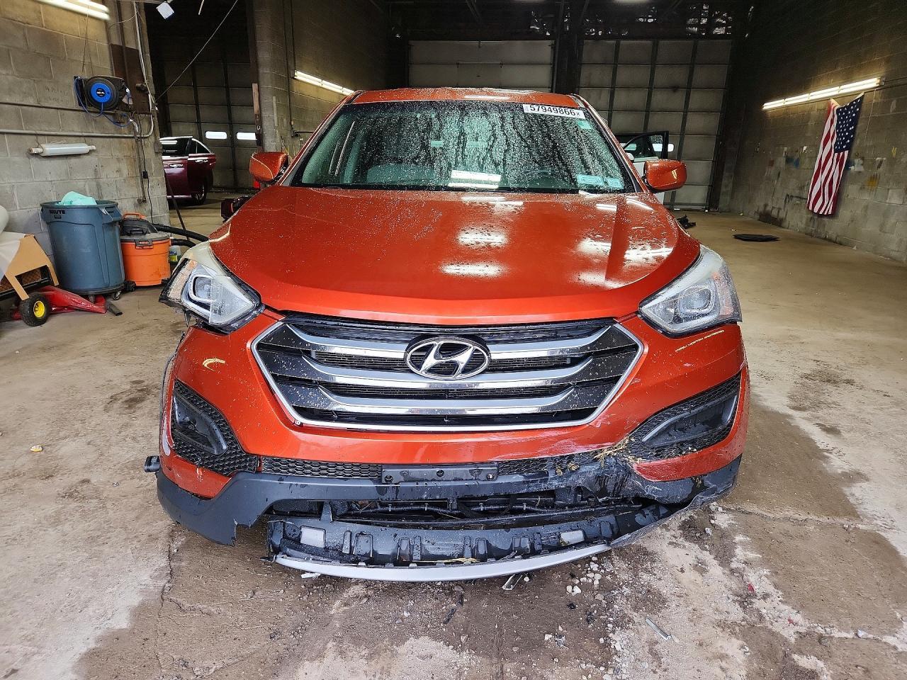 2015 Hyundai Santa Fe Sport 2.4L - Фото 5