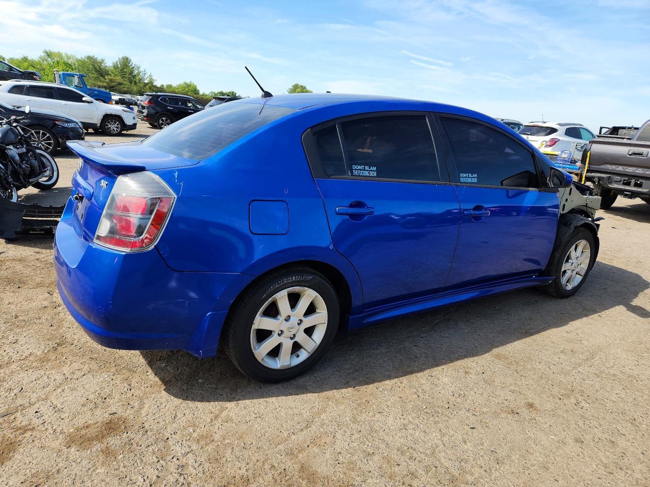 2010 Nissan Sentra 2.0 - Image 3