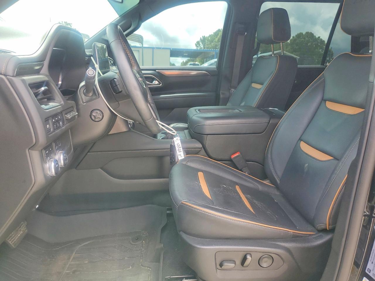 2024 GMC Yukon At4 - Фото 7